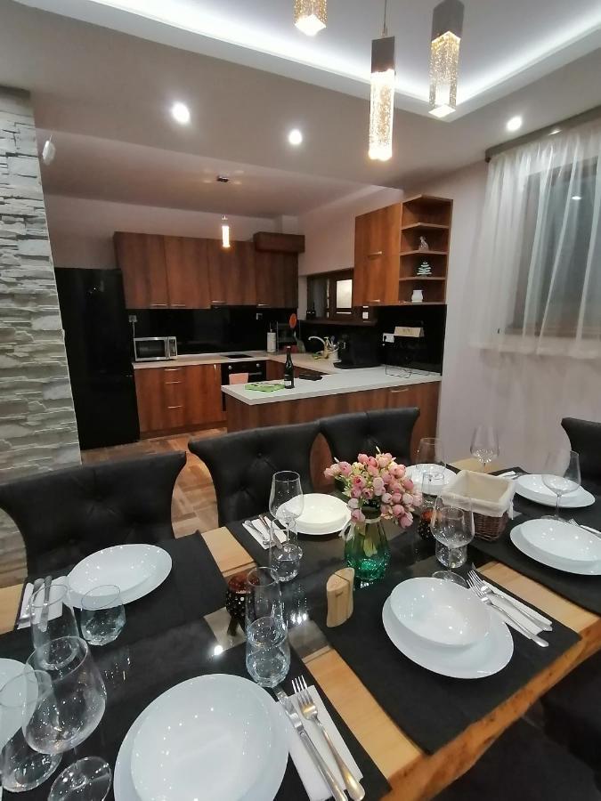 Къща За Гости Радост Guest House Radost 라즐로그 외부 사진